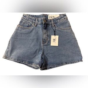 LNDN‎ Denim size 26 Medium Wash Blue Jean Women's Shorts